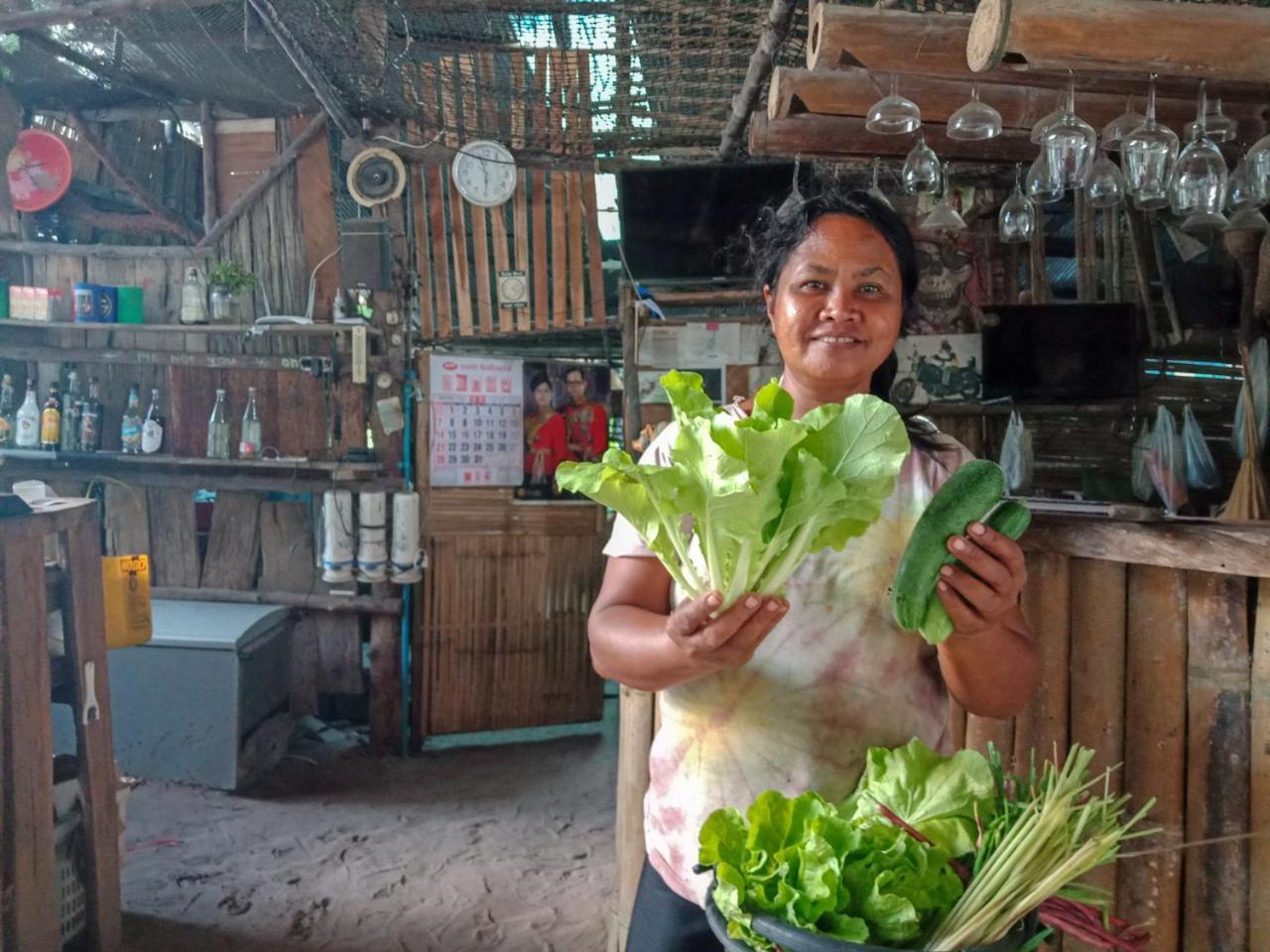 Mr. Chuoi Bar And Hut Hotell Ko Phra Thong Eksteriør bilde